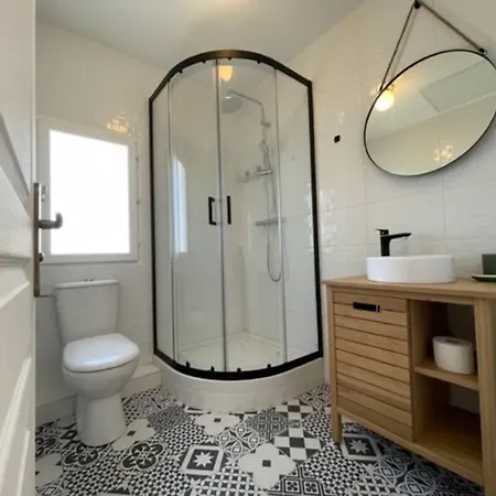 Superbe A Les Pins Apartment *